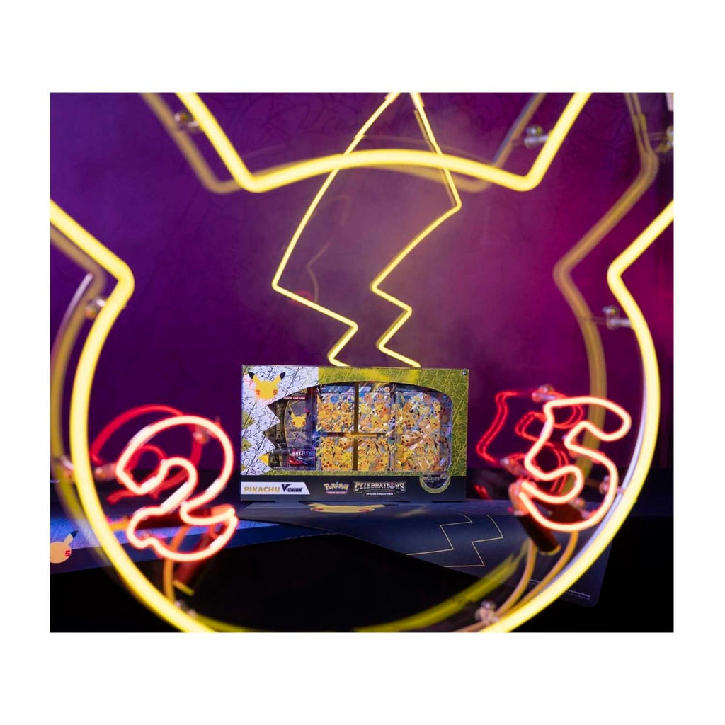 Pokémon TCG: Celebrations Special Collection—Pikachu V-UNION