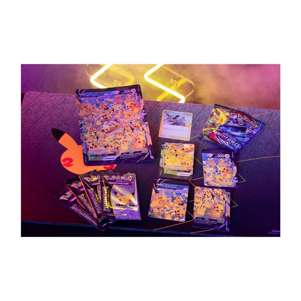 Pokémon TCG: Celebrations Special Collection—Pikachu V-UNION